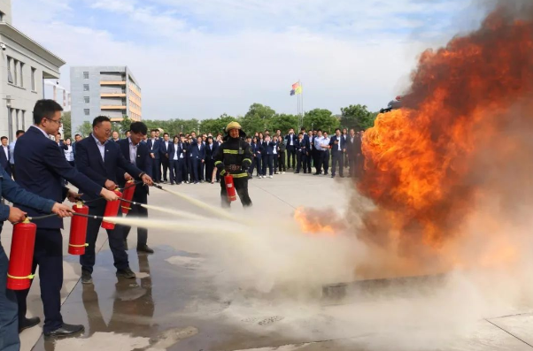 市產(chǎn)投集團(tuán)打造“泓源紅”黨建品牌助推高質(zhì)量發(fā)展(圖13)